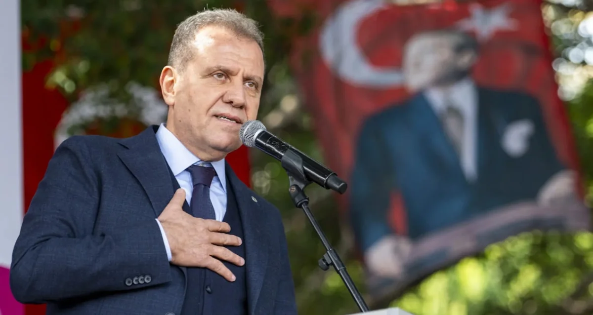 Vahap Seçer dahil 4 belediye başkanı ve 1 başkanvekili görevden uzaklaştırıldı